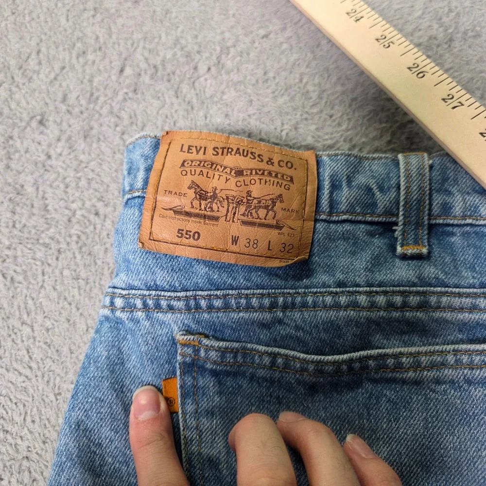 Levi's Mens 38x32 550 Relaxed Fit Tapered Jeans Light Wash Orange Tab 90s USA